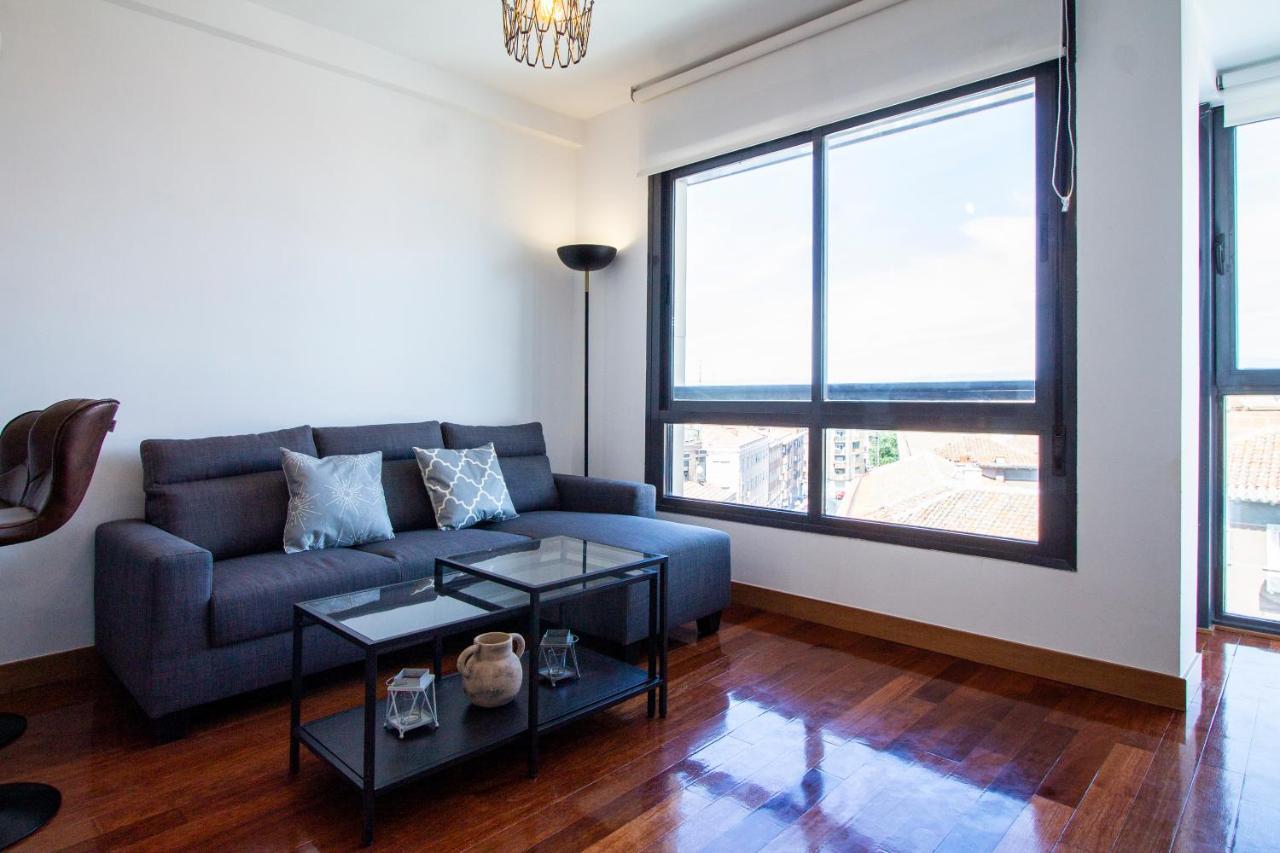 Apartamentos Castilla Luz Business Мадрид Екстериор снимка