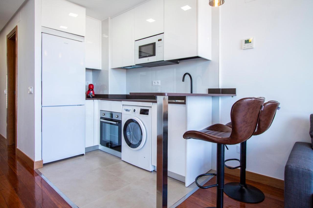 Apartamentos Castilla Luz Business Мадрид Екстериор снимка
