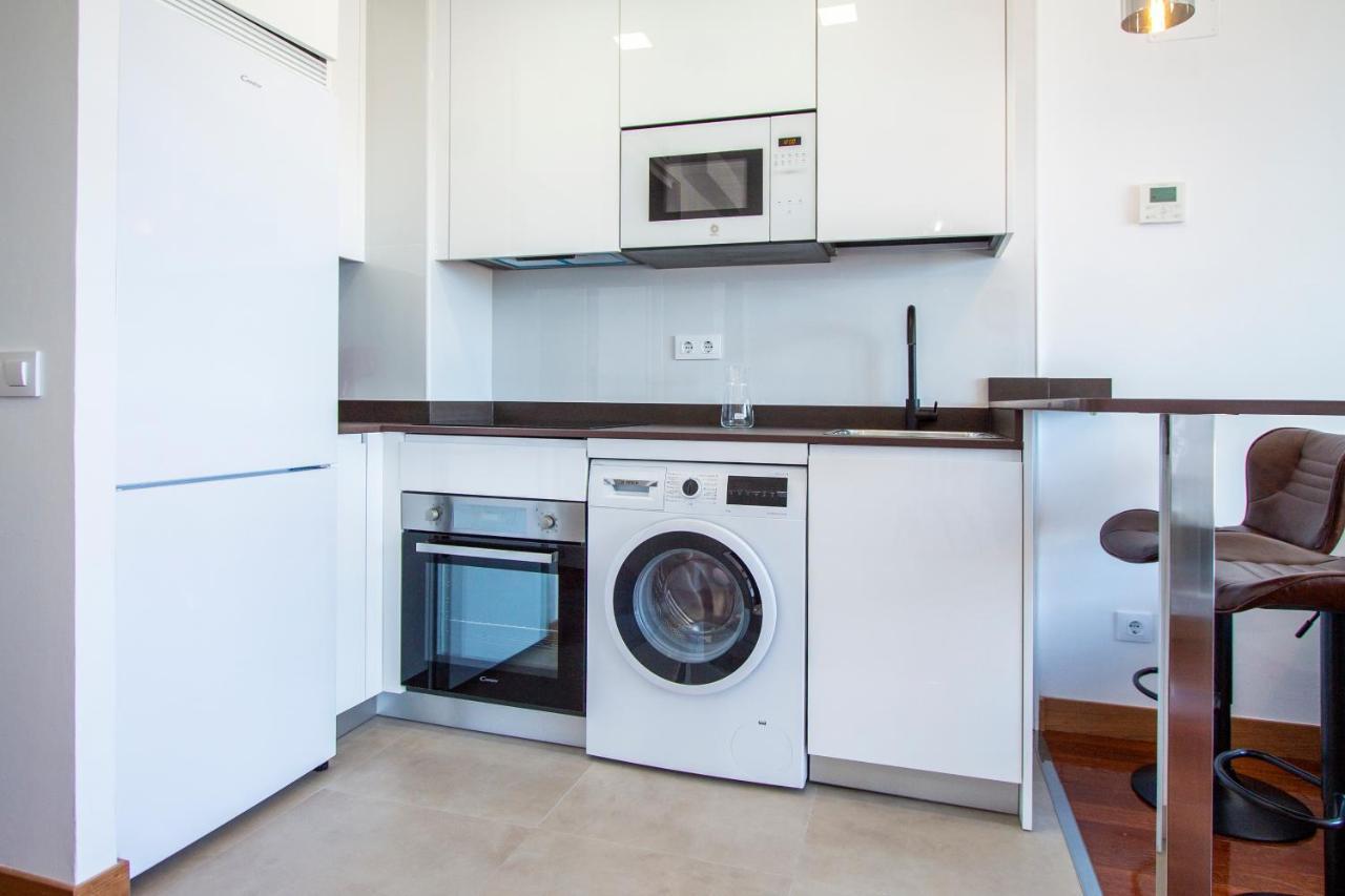 Apartamentos Castilla Luz Business Мадрид Екстериор снимка