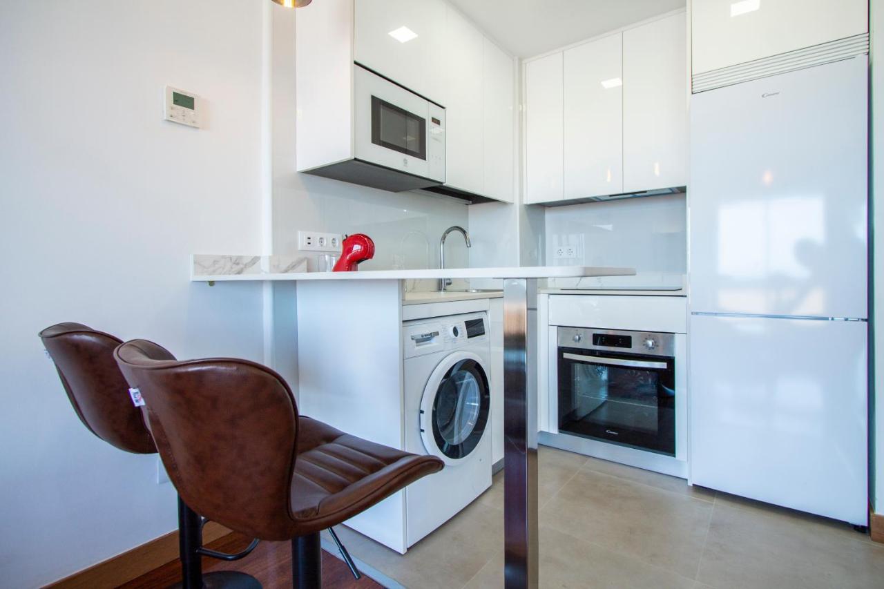Apartamentos Castilla Luz Business Мадрид Екстериор снимка